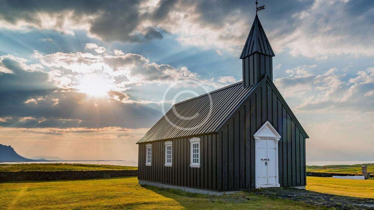 Image Copyright 21 1290x725
